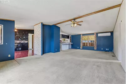 301 E Columbia Dr #50, Newberg, OR 97132 - Photo 4