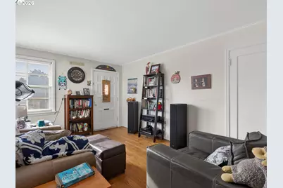 908 W 39th St, Vancouver, WA 98660 - Photo 4