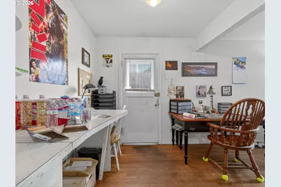 908 W 39th St, Vancouver, WA 98660 - Photo 8