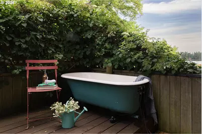 16200 NW Gillihan Rd, Portland, OR 97231 - Photo 38