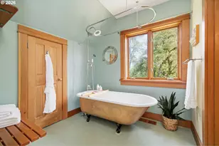 16200 NW Gillihan Rd, Portland, OR 97231 - Photo 30
