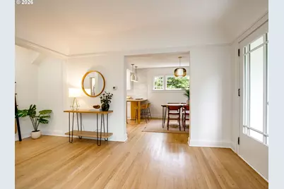 3915 NE Stanton St, Portland, OR 97212 - Photo 8
