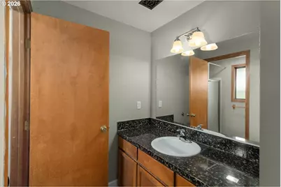 9314 NE 68th St, Vancouver, WA 98662 - Photo 14