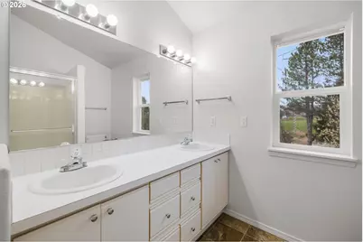 5572 NW 165th Pl, Portland, OR 97229 - Photo 26