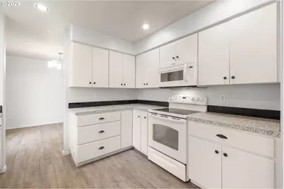 5572 NW 165th Pl, Portland, OR 97229 - Photo 12