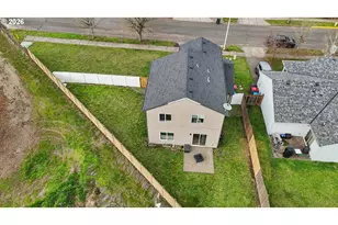 2488 SW Taylor Dr, McMinnville, OR 97128 - Photo 42