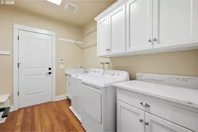 2154 Sparrow Ct, Eugene, OR 97401 - Photo 30