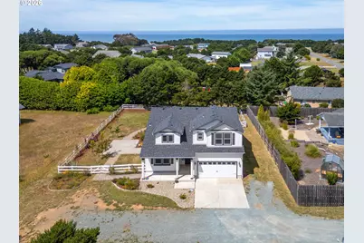 717 Seabird Dr SW, Bandon, OR 97411 - Photo 2
