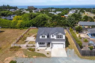 717 Seabird Dr SW, Bandon, OR 97411 - Photo 2