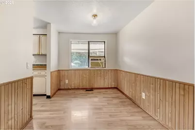 19710 SW Johnson St, Beaverton, OR 97003 - Photo 6