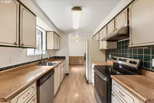 19710 SW Johnson St, Beaverton, OR 97003 - Photo 4