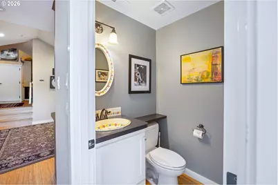 108 E 35th St, Vancouver, WA 98663 - Photo 4