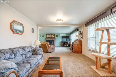 190 Hunsaker Ln, Eugene, OR 97404 - Photo 6