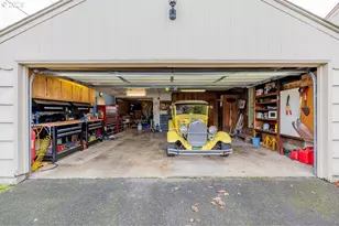 190 Hunsaker Ln, Eugene, OR 97404 - Photo 28