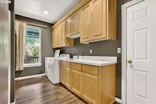 101 W Johanna Ct, Newberg, OR 97132 - Photo 20