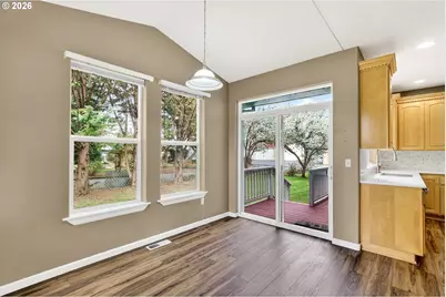 101 W Johanna Ct, Newberg, OR 97132 - Photo 16