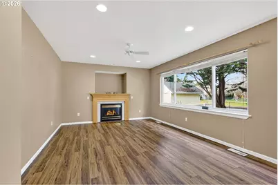 101 W Johanna Ct, Newberg, OR 97132 - Photo 18