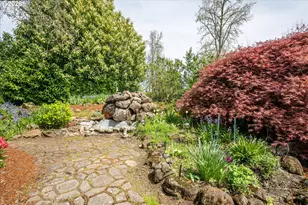 2650 Taylor St, Eugene, OR 97405 - Photo 6