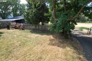 911 Harlan St, Roseburg, OR 97471 - Photo 24