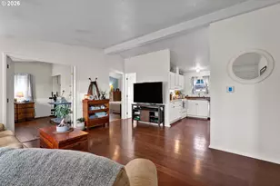 452 Carol St, Lowell, OR 97452 - Photo 6