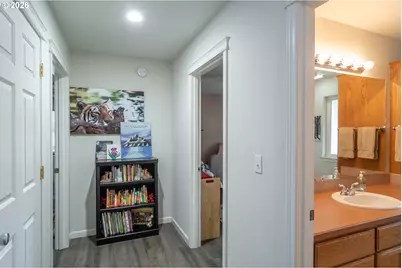 918 NE Malheur Ave, Roseburg, OR 97470 - Photo 20