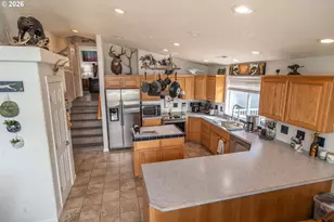 918 NE Malheur Ave, Roseburg, OR 97470 - Photo 8