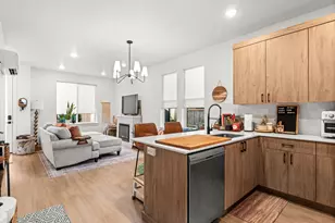 6039 SE Lambert St, Portland, OR 97206 - Photo 8