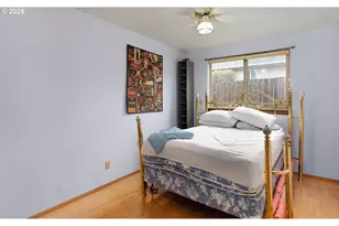 2219 NW Troost St, Roseburg, OR 97471 - Photo 18