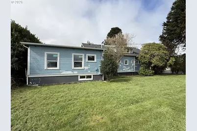 2505 1st St, Tillamook, OR 97141 - Photo 4