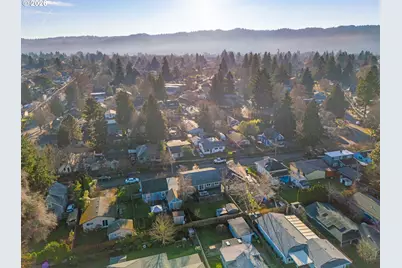 8407 N Hartman St, Portland, OR 97203 - Photo 46