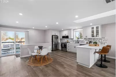 8407 N Hartman St, Portland, OR 97203 - Photo 18