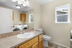 3226 NE 81st Ave, Portland, OR 97213 - Photo 4