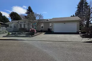 870 Hassett St, Brookings, OR 97415 - Photo 2