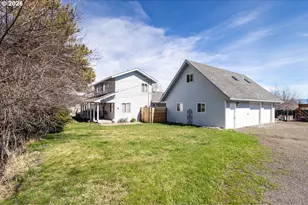603 3rd St, La Grande, OR 97850 - Photo 2