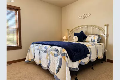 10301 Leonard Ln, Island City, OR 97850 - Photo 30