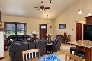 10301 Leonard Ln, Island City, OR 97850 - Photo 14