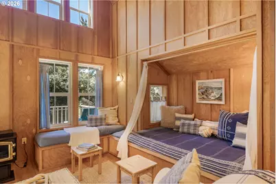 8864 Windward Ln, Manzanita, OR 97130 - Photo 10