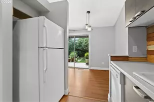 6837 NE Claremont Ave, Portland, OR 97211 - Photo 12