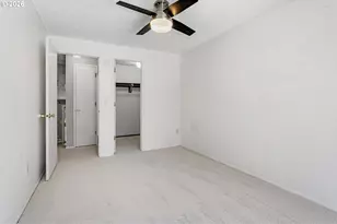 6837 NE Claremont Ave, Portland, OR 97211 - Photo 20