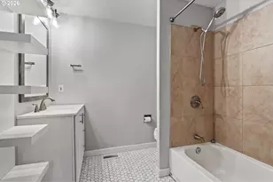 6837 NE Claremont Ave, Portland, OR 97211 - Photo 20