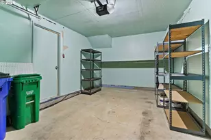 6837 NE Claremont Ave, Portland, OR 97211 - Photo 30