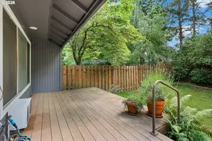 6837 NE Claremont Ave, Portland, OR 97211 - Photo 24