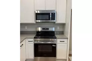 2240 NE 207th Pl, Fairview, OR 97024 - Photo 6