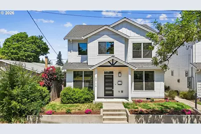 6517 SE Woodstock Blvd #A, Portland, OR 97206 - Photo 2