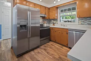 4196 Ward Dr NE, Salem, OR 97305 - Photo 10