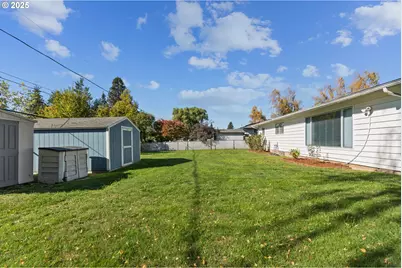 4196 Ward Dr NE, Salem, OR 97305 - Photo 36