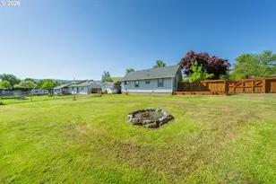 2205 Landers Ave, Roseburg, OR 97471 - Photo 22