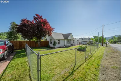 2205 Landers Ave, Roseburg, OR 97471 - Photo 30