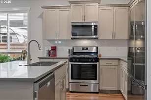 16610 Pne Crk Dr, La Pine, OR 97739 - Photo 8