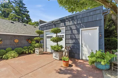 1831 NE 61st Ave, Portland, OR 97213 - Photo 34